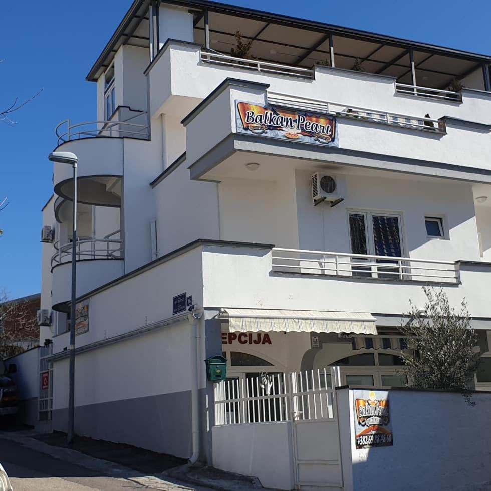 Balkan Pearl Apartments Bar Exterior photo